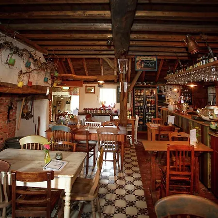 Cozy Group House In Reusel In A Natural Environment * Lage Mierde